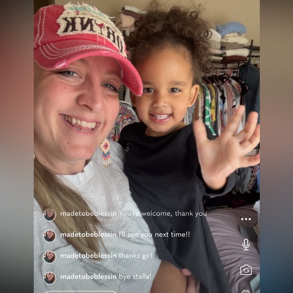 JMarie is Live!!! Come Join the Party! - Picture 6 of 14